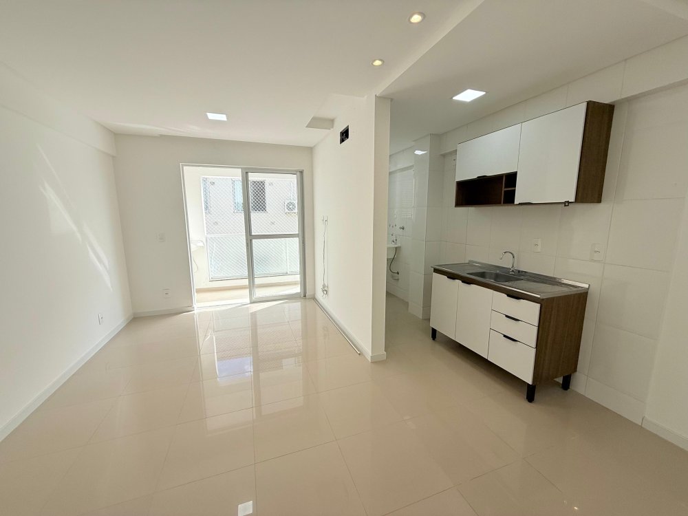 Apartamento - Aluguel - Centro - Cambori - SC