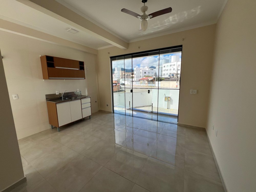 Apartamento - Aluguel - Santa Regina - Cambori - SC