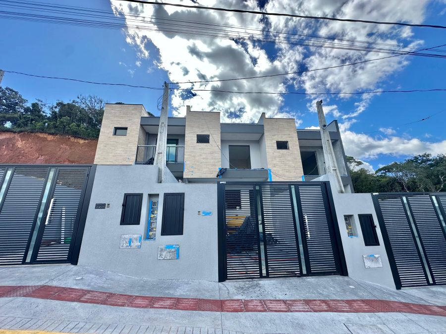 Sobrado - Venda - Areias - Camboriú - SC