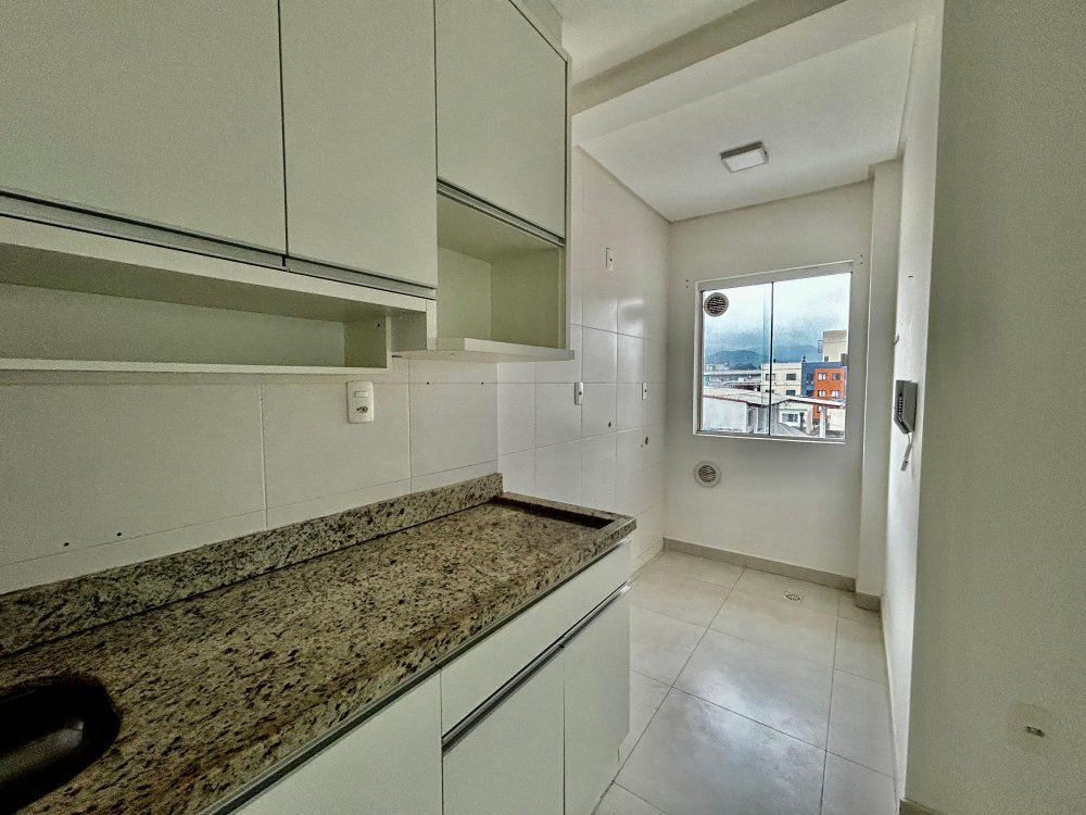 Apartamento - Aluguel - Santa Regina - Cambori - SC